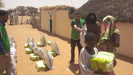 İHH'dan Sudan Müslümanlarına Yardım ve İftar