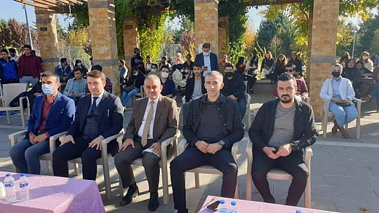 Fırat Üniversitesi Kampüsünden Piyano Sesleri Yükseldi