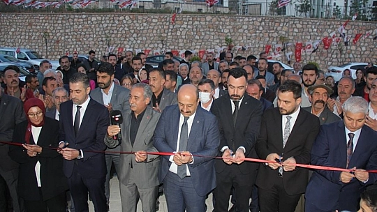MHP'den Görkemli Açılış