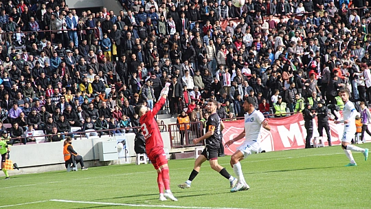 Gakgo rakip tanımıyor!