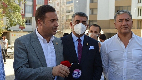 CHP Genel Başkan Yardımcısı Akın, beraberindeki 9 milletvekili ile Elazığ'a geldi