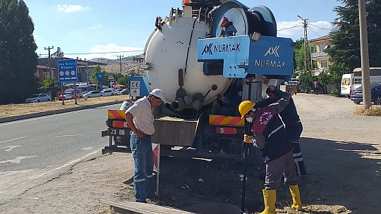 Elazığ İl Özel İdaresi Bayramda da Çalışmalarını Devam Ettirdi