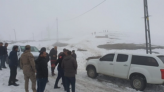 Helikopter Kazasında 8. Kolordu Komutanı Osman Erbaş ve 10 Mehmetçiğimiz Şehit Oldu