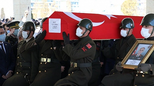 Bitlis şehitleri son yolculuklarına uğurlandı