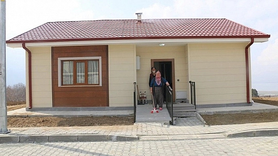 Yeni köy evleri