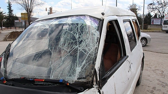 Elazığ'da trafik kazası, çok sayıda yaralı var