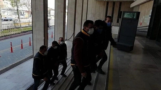 Telefon dolandırıcılarına inandı, 100 kilometreyi ticari taksiyle gelip 350 bin TL kaptırdı