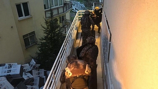 Elazığ dahil 8 ilde uyuşturucu tacirlerine operasyon