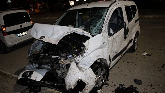 Elazığ'da zincirleme trafik kazası: 5 yaralı