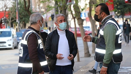 Elazığ'da kısıtlamada herkes evde, onlar görevde