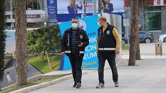 Elazığ'da kısıtlamada herkes evde, onlar görevde