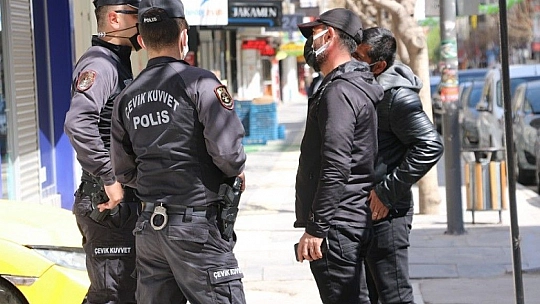 Elazığ'da kısıtlamada herkes evde, onlar görevde