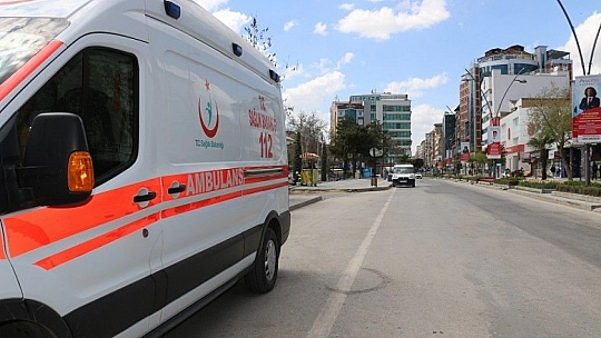 Elazığ'da kısıtlamada herkes evde, onlar görevde