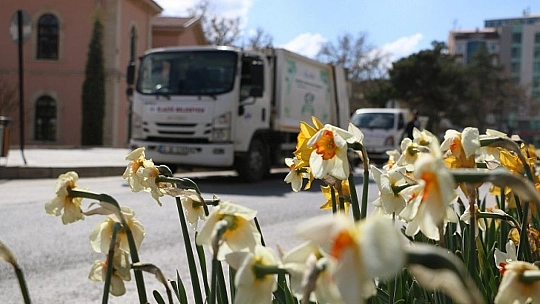 Elazığ'da kısıtlamada herkes evde, onlar görevde
