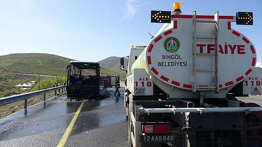 46 yolcusu bulunan otobüste faciaya ramak kaldı