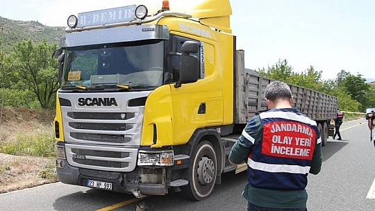 Karı kocayı trafik kazası ayırdı