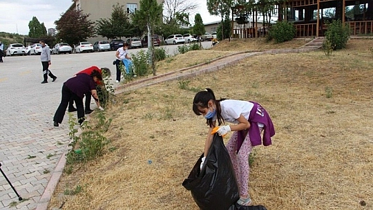 FÜ'de çevre farkındalık etkinliği