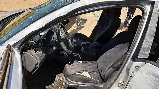 El frenini çekmeyi unutunca yeni aldığı aracı baraja gömüldü