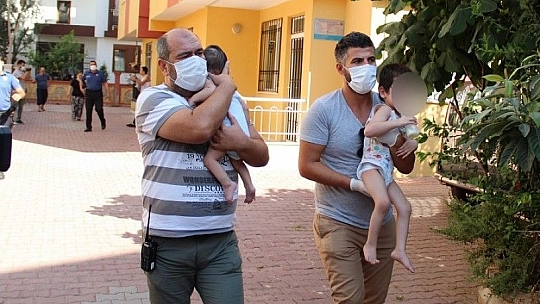 Anne evi terk etti, babanın bakmakta zorlandığı 4 küçük çocuk evde kendinden geçmiş halde bulundu