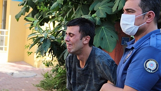 Anne evi terk etti, babanın bakmakta zorlandığı 4 küçük çocuk evde kendinden geçmiş halde bulundu