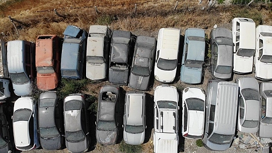 Elazığ'da araç mezarlığı, 60 milyonluk servet çürüyor