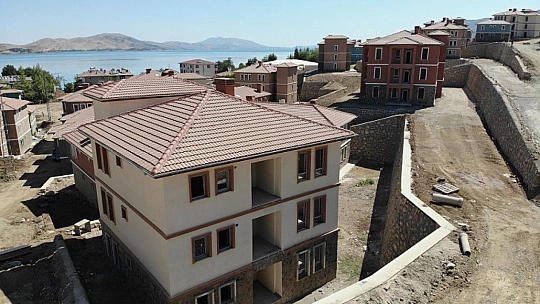 Depremin merkezi Sivrice'deki TOKİ konutlarında sona gelindi
