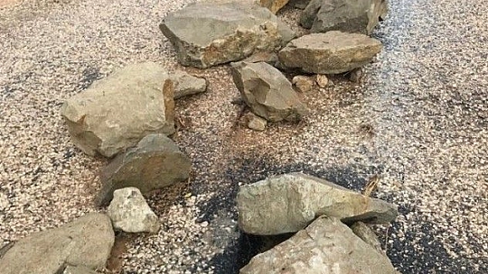 Elazığ'da sel nedeniyle heyelan meydana geldi, yollarda çökmeler oluştu