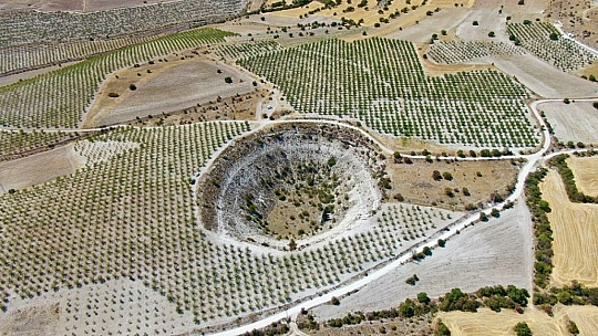Elazığ'da bulunan 'Kup çukurunun' turizme kazandırılması isteniyor