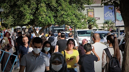 Elazığ'da Maskeyi 'Takan' Yok!