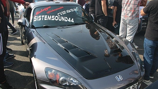 Elazığ'da 'Modifiyeli Araç ve Motosiklet Festivali' renkli görüntülere sahne oldu