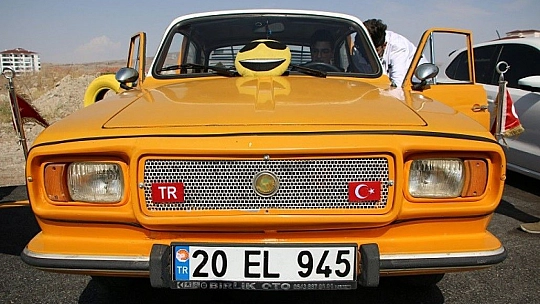Elazığ'da 'Modifiyeli Araç ve Motosiklet Festivali' renkli görüntülere sahne oldu