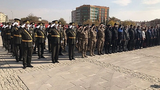 Elazığ'da Cumhuriyet Bayramı Coşkuyla Kutlandı