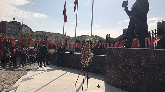 Elazığ'da Cumhuriyet Bayramı Coşkuyla Kutlandı