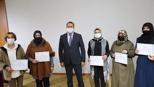Elazığ'da 103 kadın üretici sertifikalarını aldı
