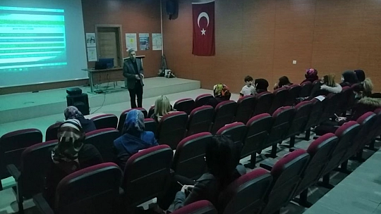 Üniversitesi Öğrencilerine Evlilik Öncesi Eğitim Semineri