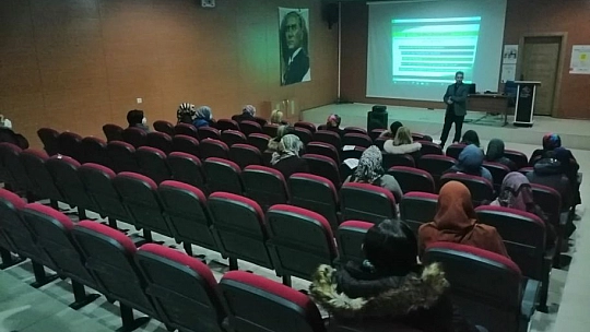 Üniversitesi Öğrencilerine Evlilik Öncesi Eğitim Semineri