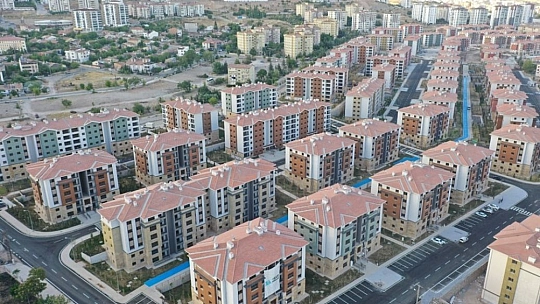 Yeni Yuvalarına Kavuşan Deprem Mağdurları: 'Evler 5 Yıldızlı Otel Gibi'