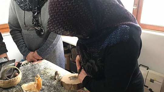'Çit Baskı Sanatı' Ev Kadınlarının Elinde Hayat Buluyor