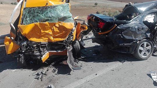 Tekerlekli Sandalyesi Çalınan Genç Kıza Dernekten Hediye