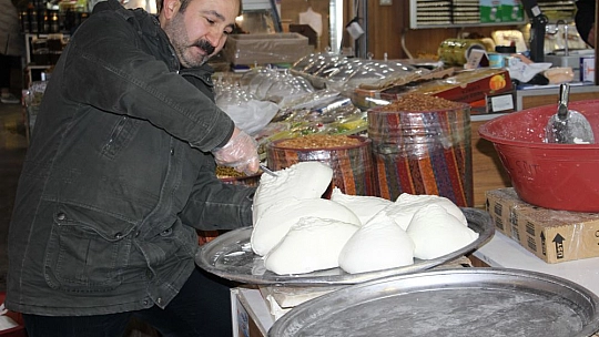 Tarihi Kapalı Çarşıda Ramazan Hazırlığı Başladı