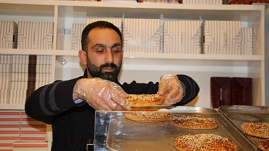 Elazığ'da Ramazan Ayının Vazgeçilmezi: 'Nohut Ekmeği'