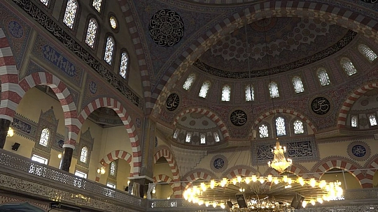 Türkiye'nin İlk Asansörlü Camisi Ramazan Ayına Hazır