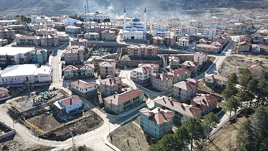Elazığ'da 208 Depremzede Evlerine Kavuştu