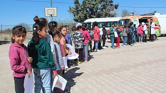 'Kantinbüs' Kantini Bulunmayan Köy Okulları İçin Yollarda