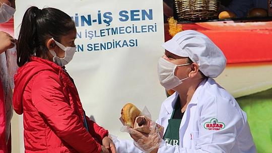 'Kantinbüs' Kantini Bulunmayan Köy Okulları İçin Yollarda