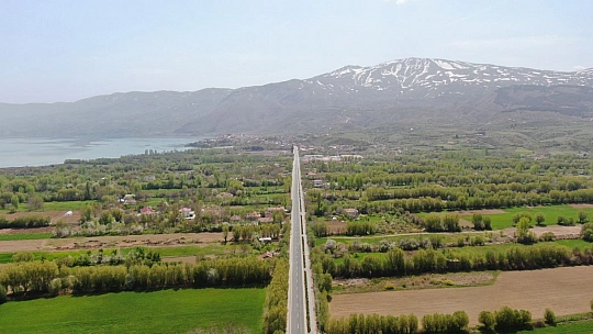 Muhteşem Doğasıyla Cezbeden Sivrice, Misafirlerini Bekliyor
