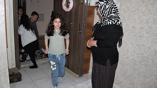 Öğrencilerden Şehit Annesini Duygulandıran Ziyaret