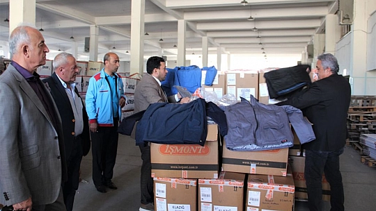 Elazığ'da bin 250 çocuğu ısıtacak yardım