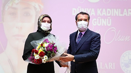 Başkan Şerifoğulları, 8 Mart Dünya Kadınlar Günü'nde Bayan Çalışanlarıyla Buluştu