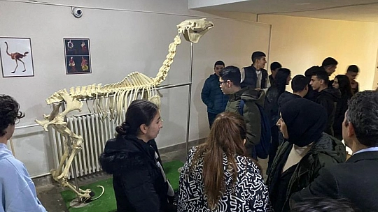 Fırat Üniversitesi Lise Öğrencilerine Tanıtılıyor